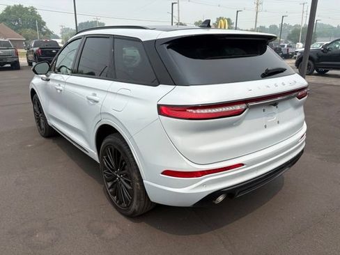 Used 2025 Lincoln Corsair AWD w/ Equipment Group 101A image 3