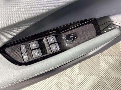 New 2026 Audi Q3 quattro 2.0T AWD/4WD image 19