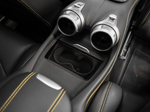 Used 2018 Ferrari GTC4Lusso image 26