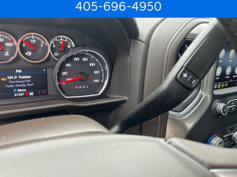 Used 2021 Chevrolet Silverado 1500 LTZ AWD/4WD image 30