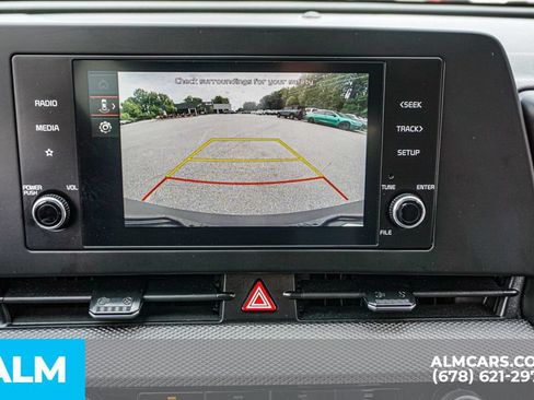 Used 2025 Kia Sportage LX FWD image 35