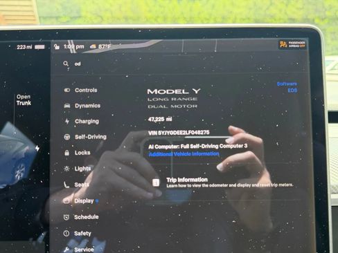 Used 2020 Tesla Model Y Long Range AWD/4WD image 25