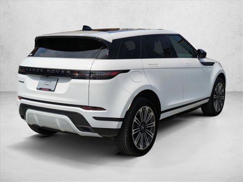 Used 2026 Land Rover Range Rover Evoque Dynamic SE image 5
