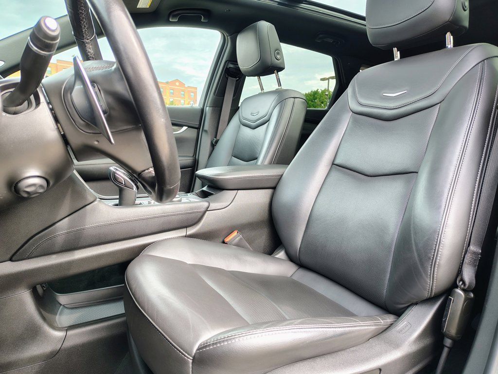 Used 2023 Cadillac XT5 Sportv AWD/4WD image 30