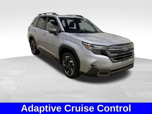 Certified 2025 Subaru Forester Limited AWD/4WD image 5