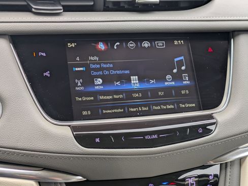 Used 2019 Cadillac XT5 Premium Luxury w/ Driver Assist Package image 20