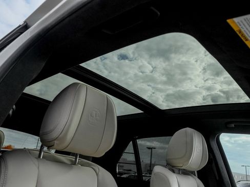 New 2026 Mercedes-Benz GLE 63 AMG S image 29