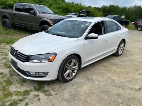 Used 2014 Volkswagen Passat TDI SEL Premium image 1