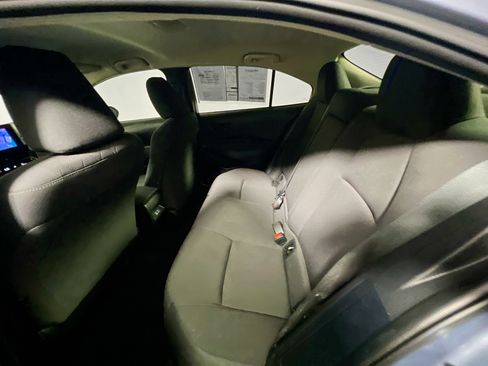 Used 2023 Toyota Corolla LE image 28