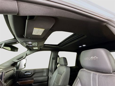 Used 2021 Chevrolet Silverado 3500 High Country w/ Safety Package II image 17