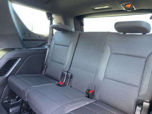 Used 2022 GMC Yukon SLE w/ Gmc Pro Safety Plus Package image 35