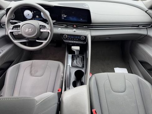 Used 2024 Hyundai Elantra SEL image 10