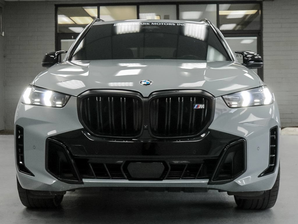 Used 2025 BMW X5 M60i AWD/4WD image 3