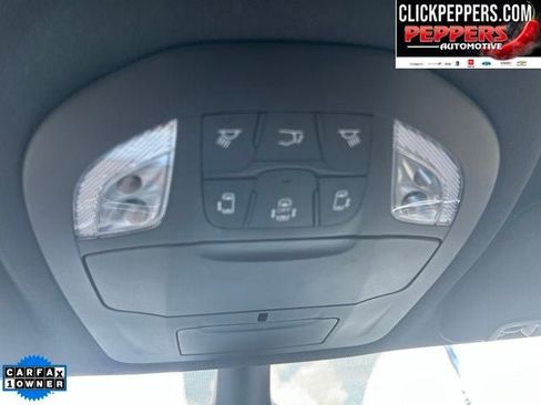 Used 2026 Chrysler Pacifica Select AWD/4WD image 18