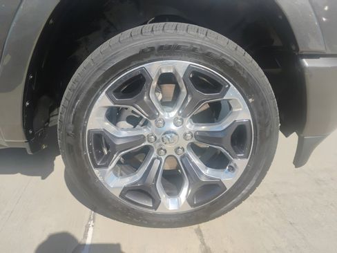 Used 2020 RAM 1500 Limited image 29