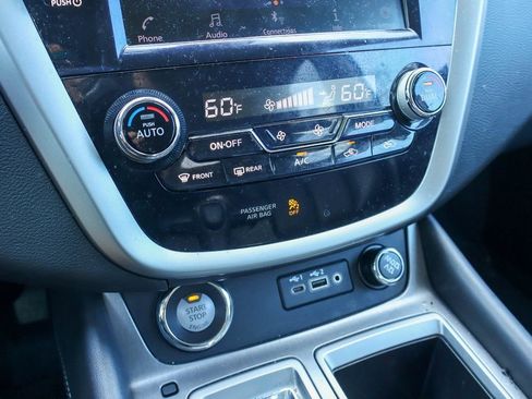 Used 2022 Nissan Murano SV image 14