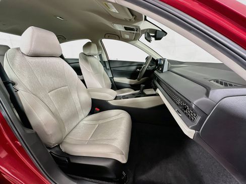 Used 2025 Honda Accord LX image 27