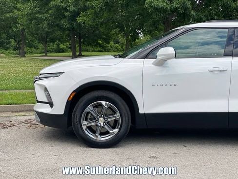Used 2024 Chevrolet Blazer LT w/ Convenience Package FWD image 10