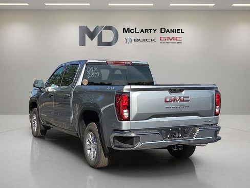 New 2026 GMC Sierra 1500 SLE w/ Preferred Package image 4