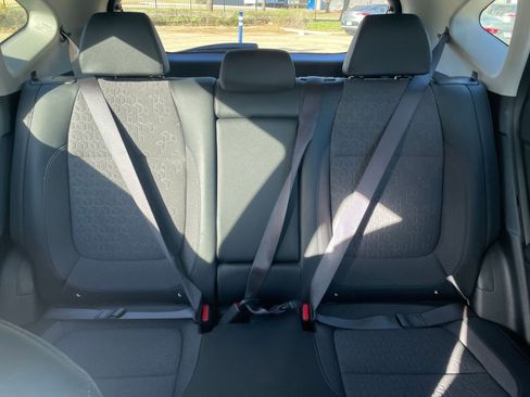 Used 2025 Kia Seltos S image 41