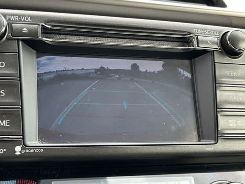 Used 2015 Toyota RAV4 XLE AWD/4WD image 14