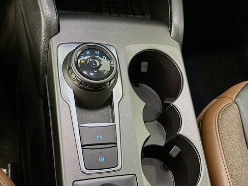 Used 2025 Ford Bronco Sport Outer Banks AWD/4WD image 24