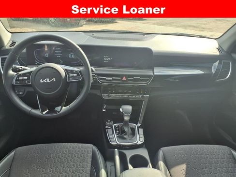 Certified 2025 Kia Seltos S image 3