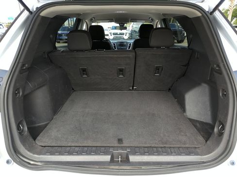 Used 2021 Chevrolet Equinox LT FWD image 23