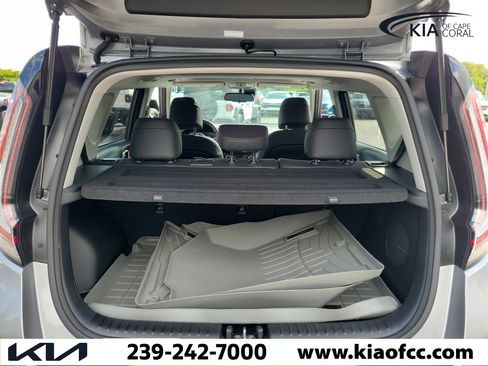 Certified 2024 Kia Soul GT-Line w/ GT-Line Technology Package FWD image 11