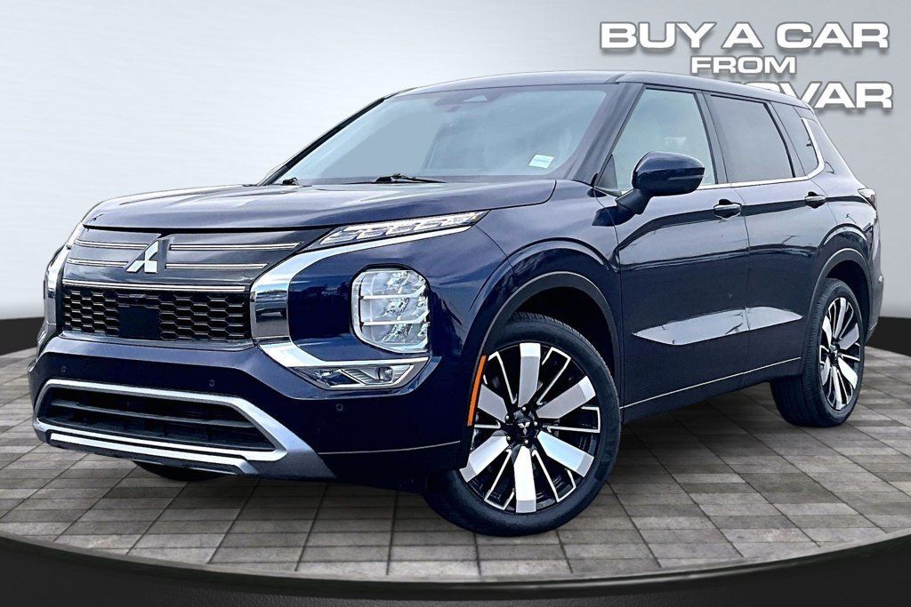 Used 2025 Mitsubishi Outlander SE AWD/4WD image 12