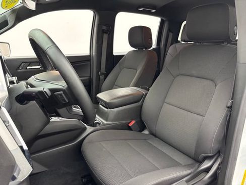 Used 2025 GMC Canyon Elevation AWD/4WD image 15