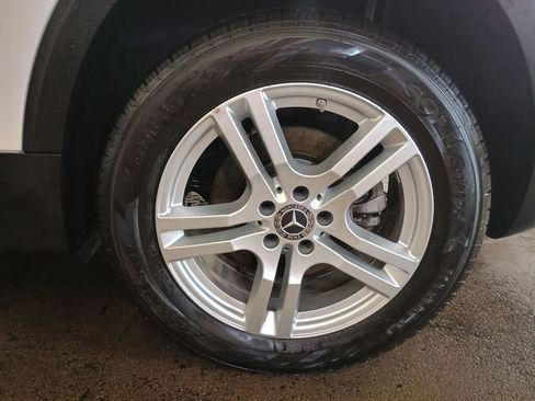 Certified 2021 Mercedes-Benz GLB 250 4MATIC image 28