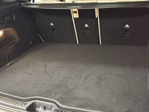 Used 2026 Mercedes-Benz GLC 300 4MATIC image 31
