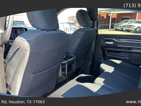 Used 2019 RAM 3500 Big Horn image 40