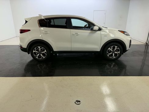 Used 2021 Kia Sportage LX AWD/4WD image 10