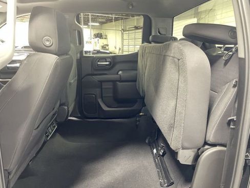 Used 2022 Chevrolet Silverado 1500 LT image 24