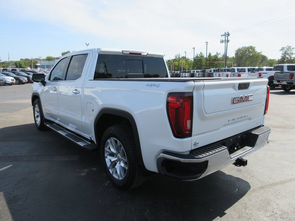 Used 2022 GMC Sierra 1500 SLT w/ SLT Premium Plus Package AWD/4WD image 11
