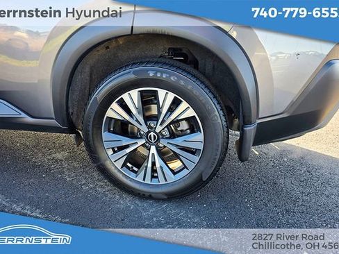 Used 2023 Nissan Rogue SV w/ SV Premium B Package image 25