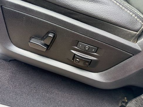 Used 2015 RAM 2500 Laramie w/ Protection Group image 18