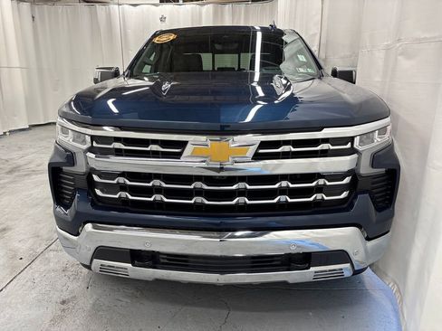 Used 2023 Chevrolet Silverado 1500 LTZ w/ LTZ Premium Package AWD/4WD image 8