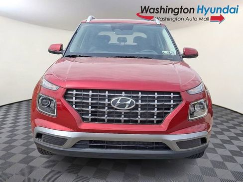 Certified 2026 Hyundai Venue SEL FWD image 2