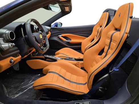 Used 2022 Ferrari F8 Tributo image 17