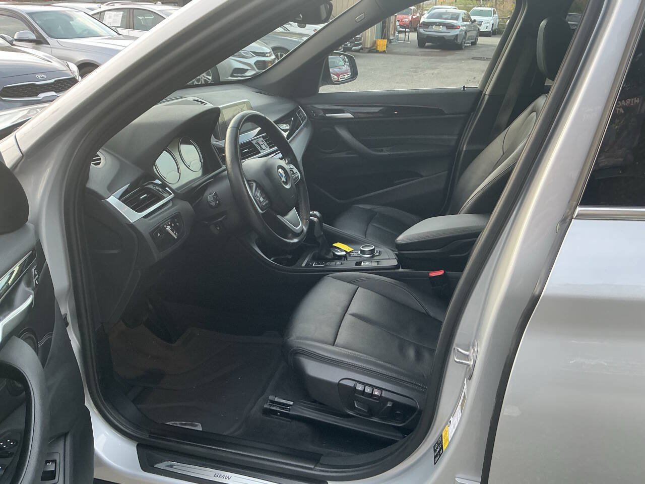 Used 2019 BMW X1 xDrive28i w/ Convenience Package AWD/4WD image 15