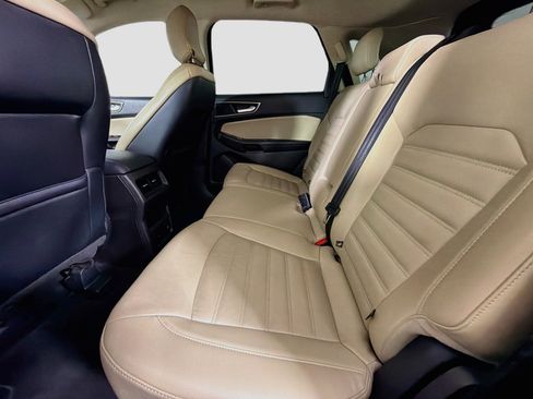 Used 2017 Ford Edge SEL w/ Equipment Group 201A AWD/4WD image 27