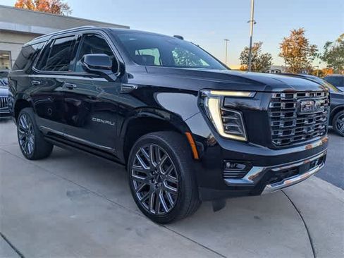 Used 2026 GMC Yukon Denali Ultimate w/ LPO, Floor Liner Package image 2