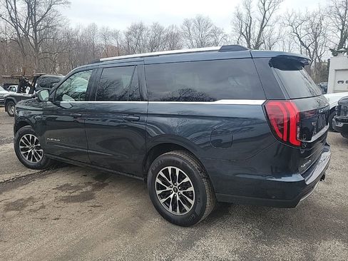 Certified 2025 Ford Expedition Max Platinum image 6