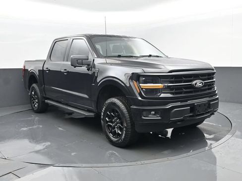 Used 2024 Ford F150 XLT w/ XLT Black Appearance Package AWD/4WD image 3
