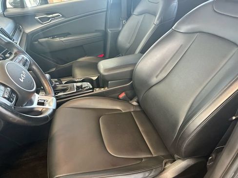 Certified 2023 Kia Sportage EX AWD/4WD image 15