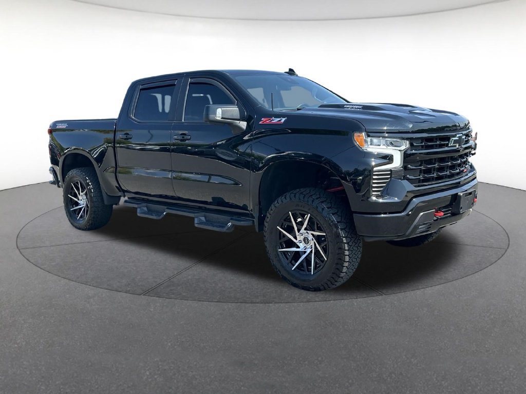 Used 2023 Chevrolet Silverado 1500 LT Trail Boss w/ LT Trail Boss Premium Package AWD/4WD image 8