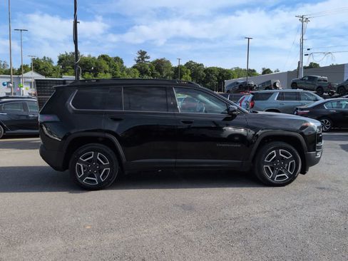 New 2026 Jeep Cherokee Limited AWD/4WD image 9